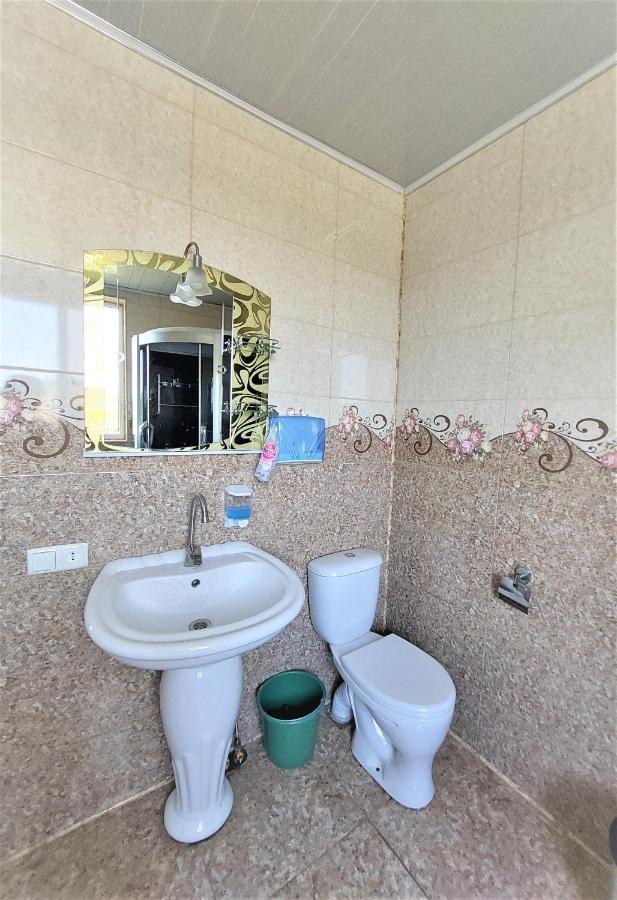 Apartment Beso Kutaisi Exterior foto